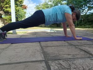planks - exercises to help diastasis recti