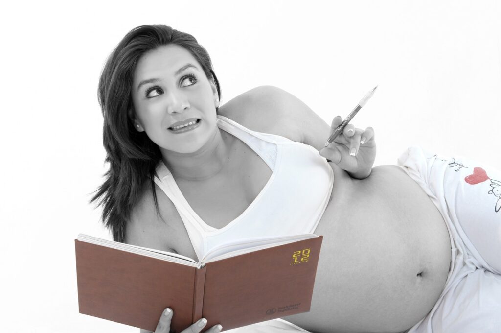 Can't remember anything when you are pregnant? Pregnancy brain is a real thing. 