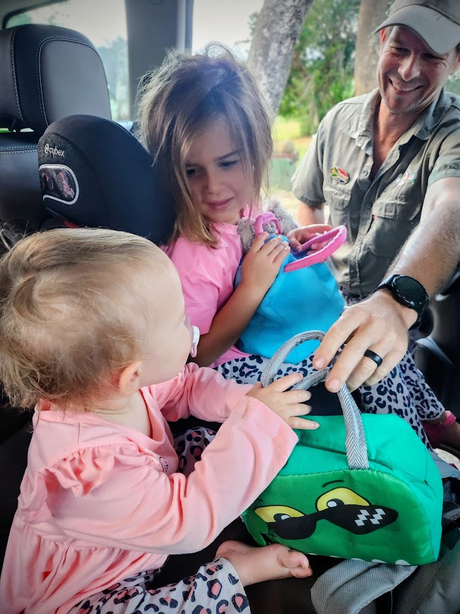 Safari guide with kids